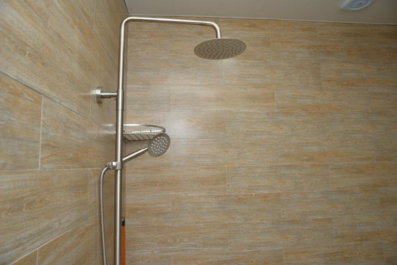 Orange Home Hotel Μπατούμι Εξωτερικό φωτογραφία