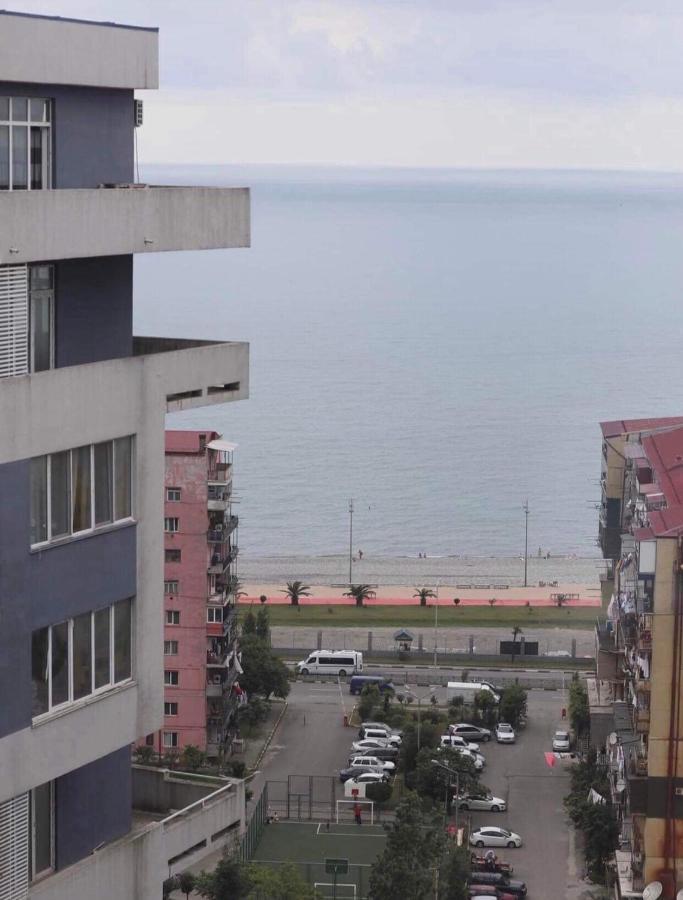Orange Home Hotel Μπατούμι Εξωτερικό φωτογραφία