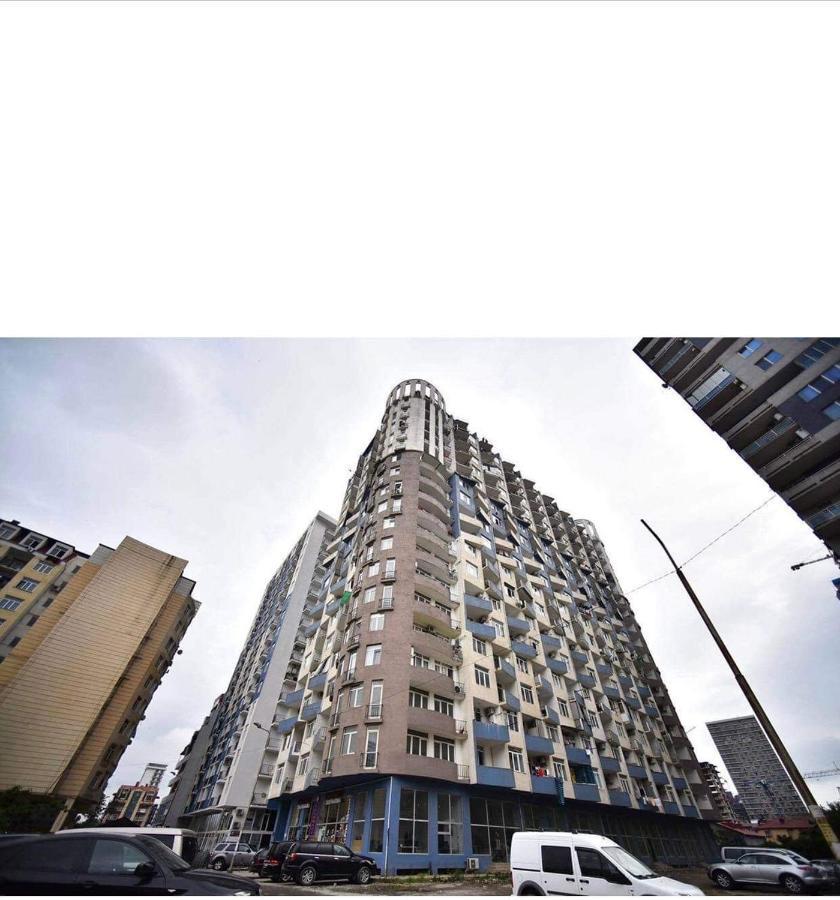 Orange Home Hotel Μπατούμι Εξωτερικό φωτογραφία