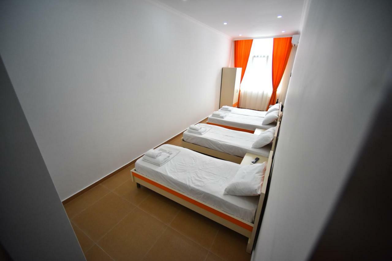 Orange Home Hotel Μπατούμι Εξωτερικό φωτογραφία