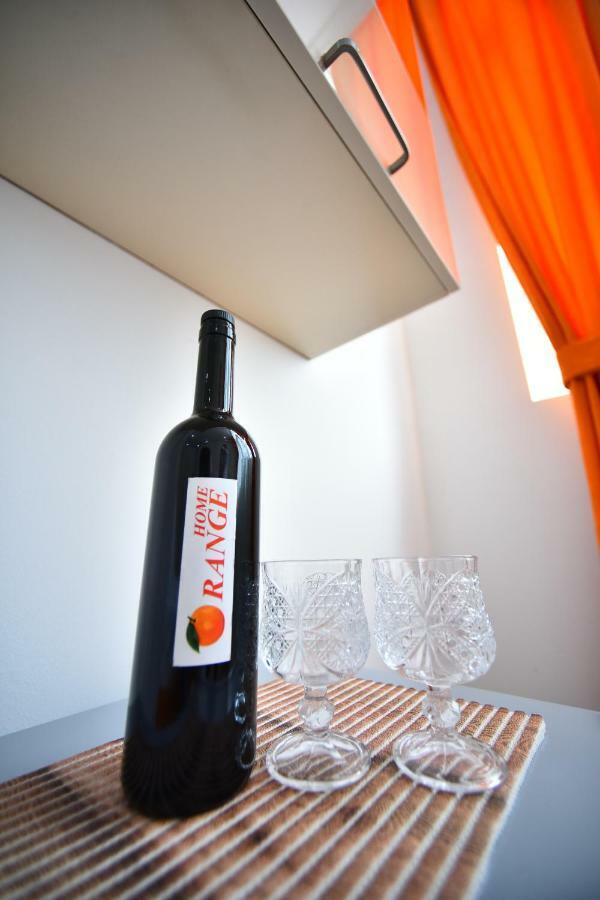 Orange Home Hotel Μπατούμι Εξωτερικό φωτογραφία