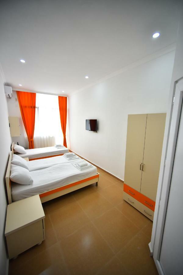 Orange Home Hotel Μπατούμι Εξωτερικό φωτογραφία