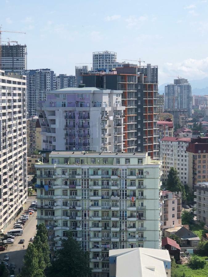 Orange Home Hotel Μπατούμι Εξωτερικό φωτογραφία