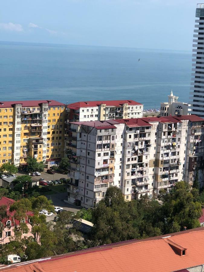 Orange Home Hotel Μπατούμι Εξωτερικό φωτογραφία