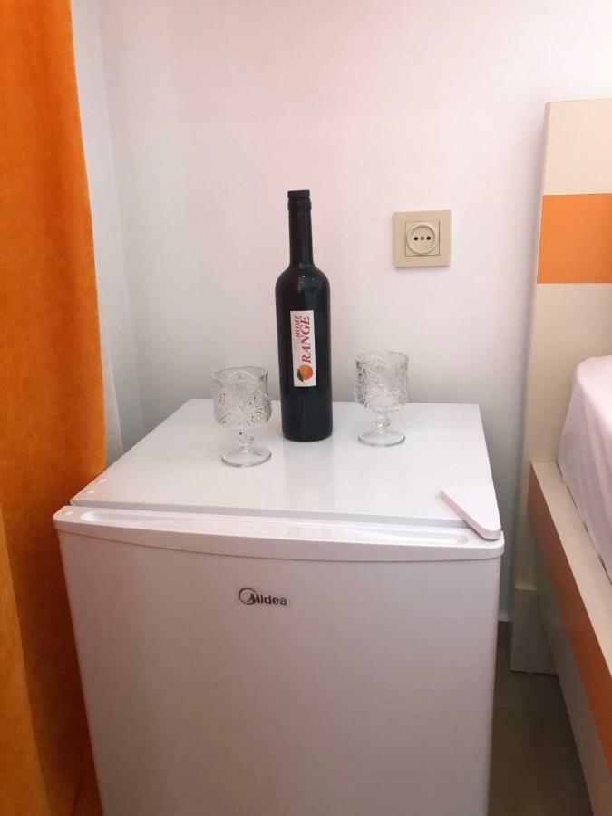 Orange Home Hotel Μπατούμι Εξωτερικό φωτογραφία