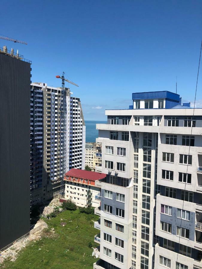 Orange Home Hotel Μπατούμι Εξωτερικό φωτογραφία