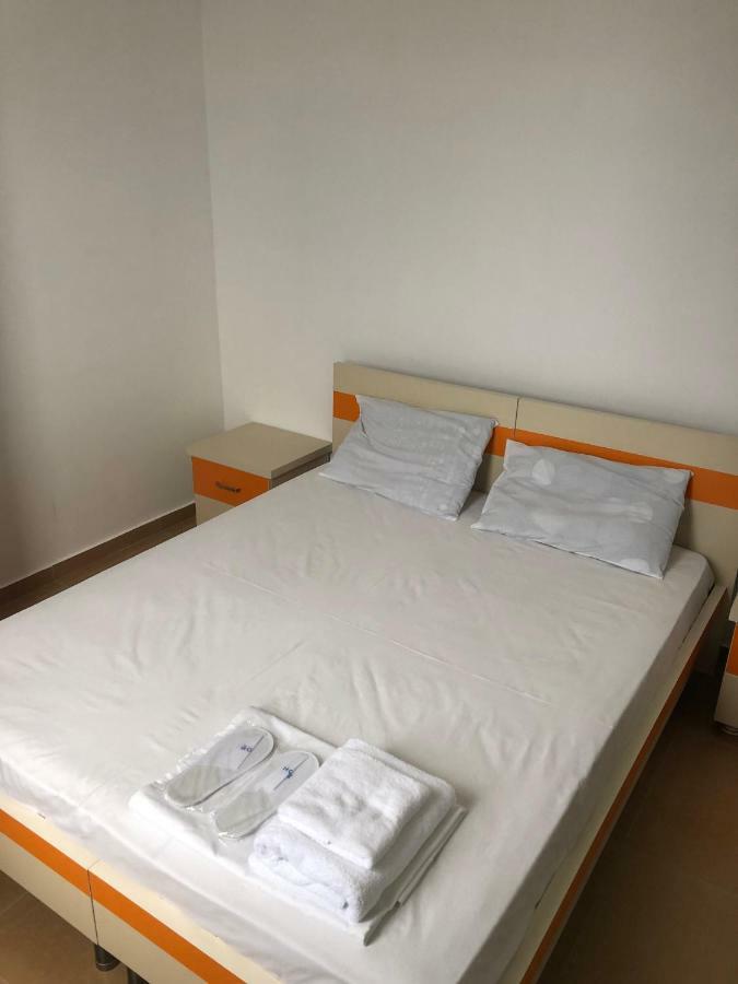 Orange Home Hotel Μπατούμι Εξωτερικό φωτογραφία